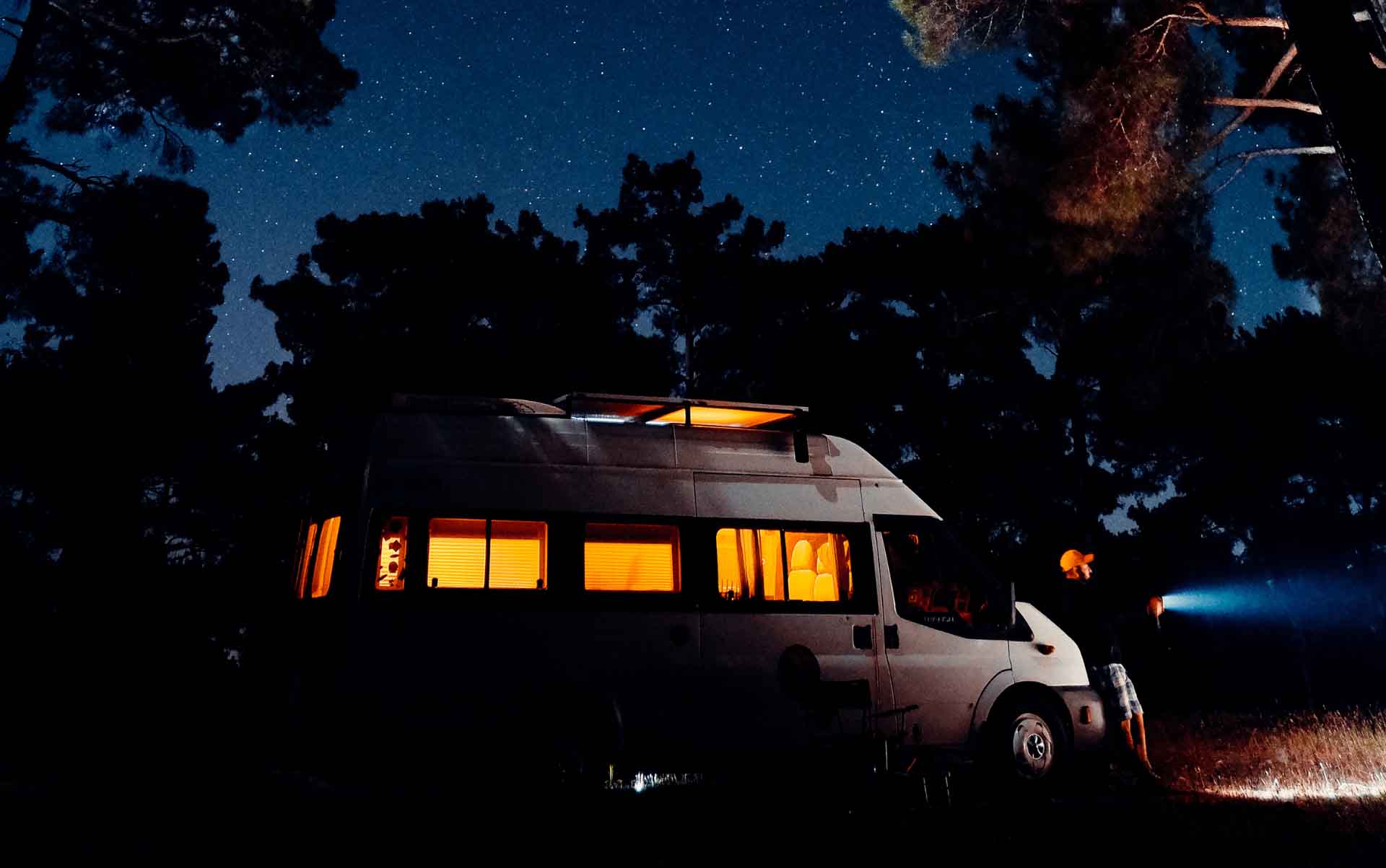 Lee más sobre el artículo Halloween en autocaravana: ¡una aventura de miedo!