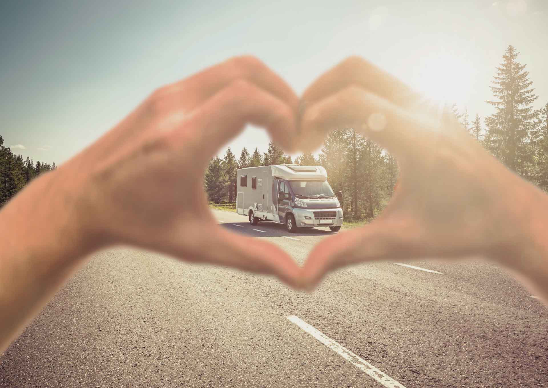 En este momento estás viendo Escapada romántica: celebra San Valentín en autocaravana