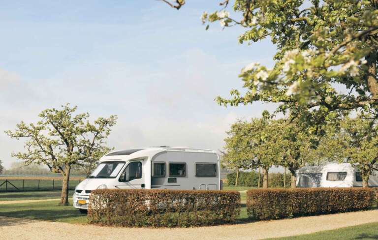Lee más sobre el artículo Rutas y escapadas en autocaravana en primavera: viaja con la naturaleza en su mejor momento