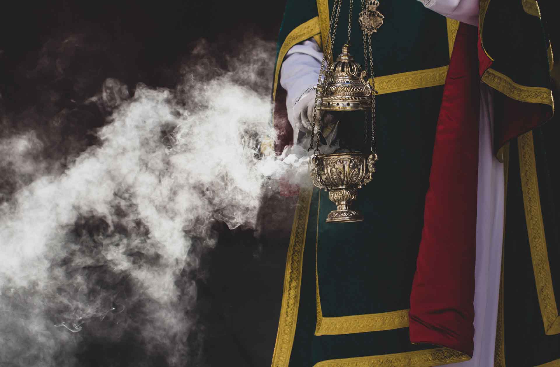 Lee más sobre el artículo Semana Santa en autocaravana: vive la tradición sobre ruedas